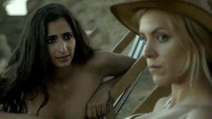 ANNA MİLLS